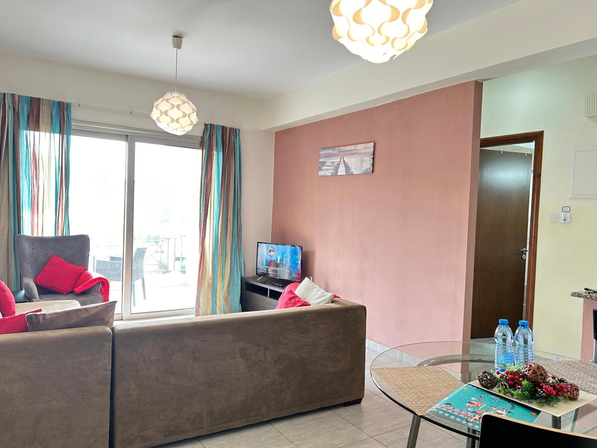Sun Julz Apartments On The Beach Paphos Buitenkant foto